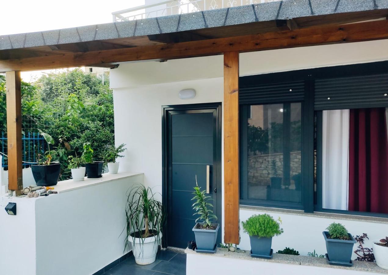 Biorn House Villa Sarande Bagian luar foto